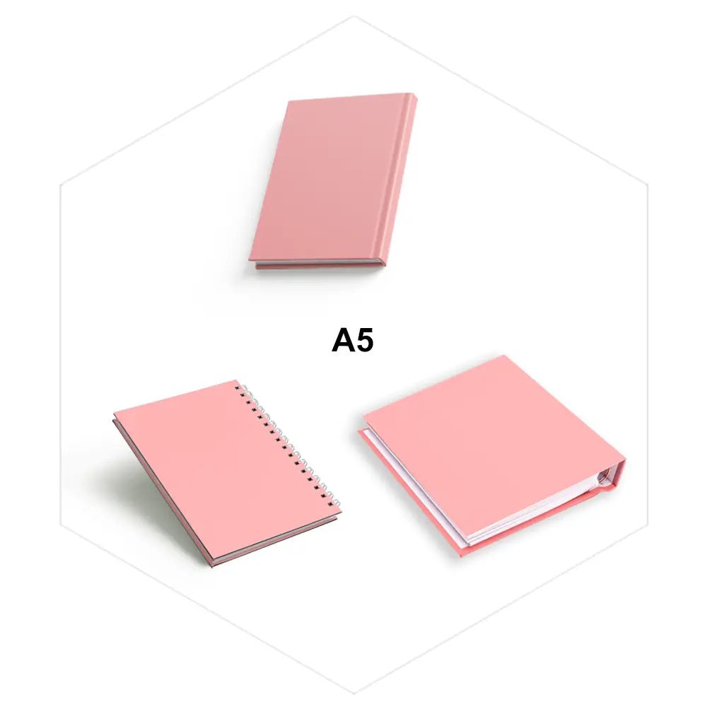 دفاتر مدرسية مصممة للبنات