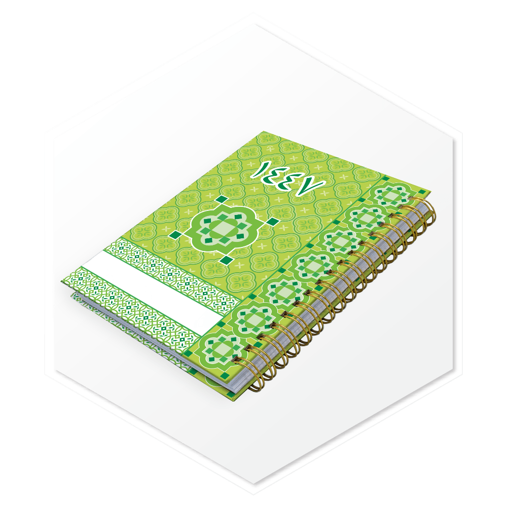 أجندة أخضر 1447 فاخرة - مقاس A5 بغلاف كرتون 1200 جم، سلك ذهبي، طباعة داخلية ملونة بأعلى جودة للسوق السعودي والخليجي