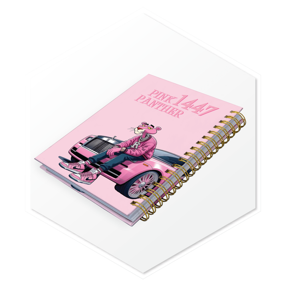 أجندة النمر الوردي (PINK PANTHER) 1447هـ فاخرة - مقاس A5 بغلاف كرتون 1200 جم، سلك ذهبي، طباعة داخلية ملونة بأعلى جودة للسوق السعودي والخليجي
