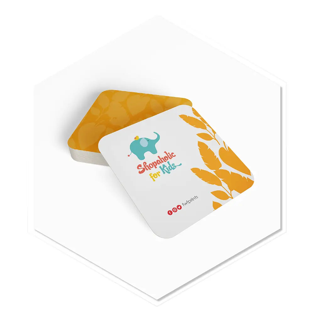 كروت مربعة (كرت مربع) الشكل بزوايا منحنية أو دائرية وجه ووجهين خيارات ورق ومقاسات مختلفة سلفان لامع أو مطفي وجه أو وجهين